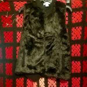 Sag harbor faux fur black vest size L